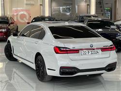 بی ئێم دەبڵیو سیریەس 7